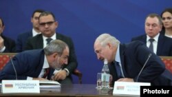 ՀՀ վարչապետ Նիկոլ Փաշինյանը և Բելառուսի նախագահ Ալեքսնադր Լուկաշենկոն, արխիվային լուսանկար