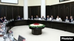 Armenia - A weekly cabinet session in Yerevan, 26Jul2012.