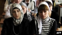Нохчийчоь-- Соьлж-ГIаларчу мехкадаьттан институтан студенташ, 2011