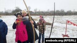 Авалодаць лукам могуць і паненкі