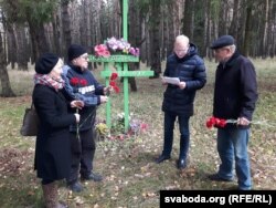 Сацыял-дэмакраты зьбіраюцца каля памятнага знака Жылуновіча