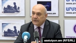 Armenia - Ashot Melikian, chairman of the Committee to Protect Freedom of Speech, at a news conference in Yerevan, October 22, 2021.