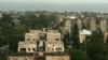 Дырявые крыши, гнилые трубы и обвалившиеся фасады - три главные беды всех «новорайонских» многоэтажек