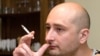 Аркадий Бабченко не скрывает: нарушение его авторского права - лишь формальный повод для обращения в суд.