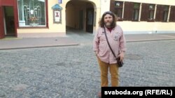 Алесь Сураў