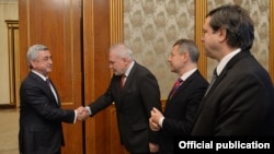 Armenia - President Serzh Sarkisian (L) meets the OSCE Minsk Group co-chairs in Yerevan, 9Feb2018.