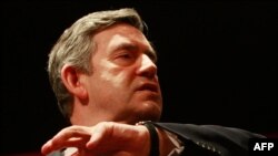 Гордон Браун обещает разобраться с депутатскими тратами