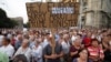 Демонстрация в Будапеште: венгры приносят извинения Армении за решение своего правительства о выдаче Азербайджану офицера азербайджанской армии, осужденного в Венгрии в 2006 году на пожизненный срок.