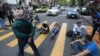 Armenia - Supporters of opposition leader Nikol Pashinian block a street in downtown Yerevan, 29 April 2018.