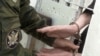 Заключенный исправительной колонии особого режима №1 в поселке Сосновка, Мордовия. Иллюстративное фото
