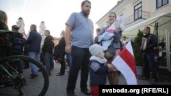 «Народны сход» супраць расейскай вайсковай авіябазы ФОТАГАЛЕРЭЯ