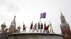 Группа Pussy Riot на Красной площади. Москва, январь 2012 года.