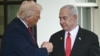Американскиот претседател Доналд Трамп и израелскиот премиер Бенјамин Нетанјаху по состанокот во Белата куќа, 7 април 2025 година