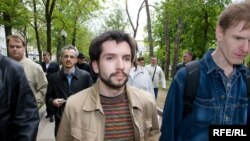 Олег Козловский за несколько секунд до ареста (6 мая 2008 года)