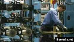 Адно са стратных беларускіх прадпрыемстваў — Беларускі мэталюргічны завод у Жлобіне, ілюстрацыйнае фота