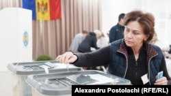 Голосование на парламентских выборах в Молдове 