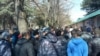 По пессимистическим прогнозам, вакханалия в информационном пространстве и возня вокруг подписания соглашения может длиться весь предвыборный 2016 год
